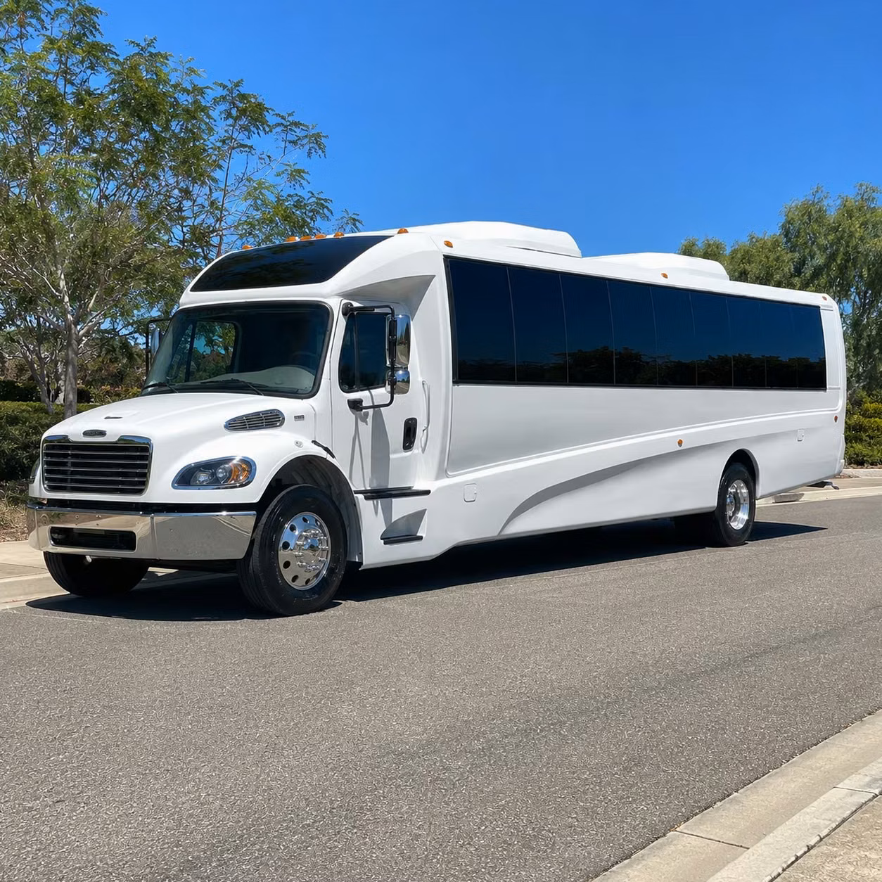 28 passenger minibus