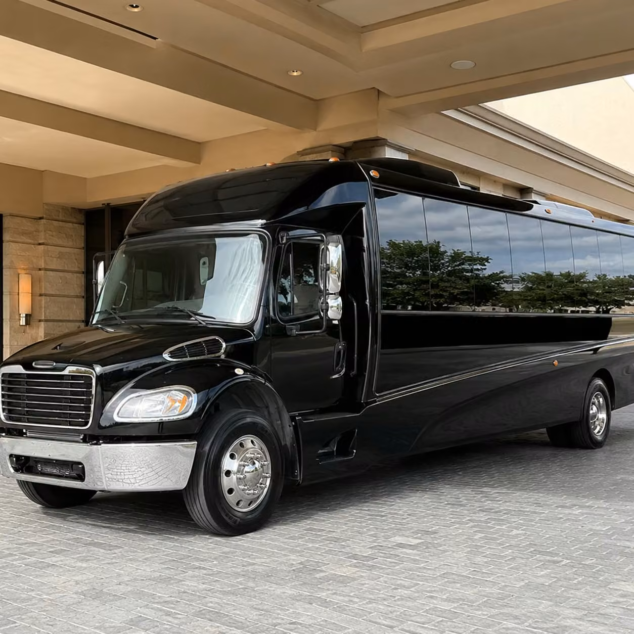 huntington beach 15 passenger minibus rental